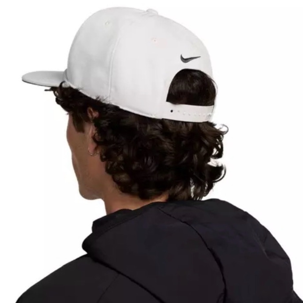 Nike Pro Structured Di-Fit SnapBack hat, Photon Dust/White, very good pre owned - Picture 3 of 10